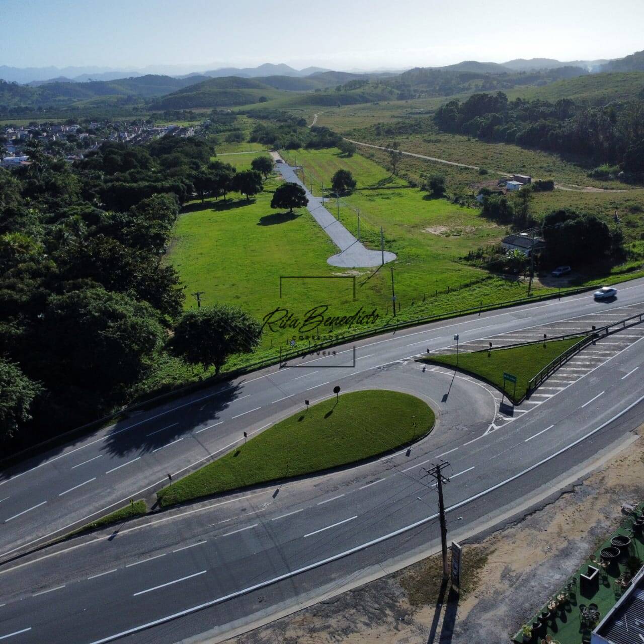 Terreno à venda, 486m² - Foto 1